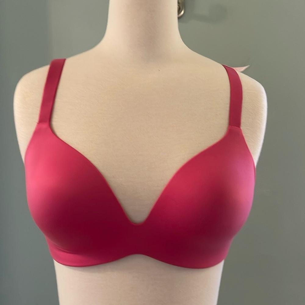 Victoria’s Secret Lightly Lined Bra - 34C - NWT